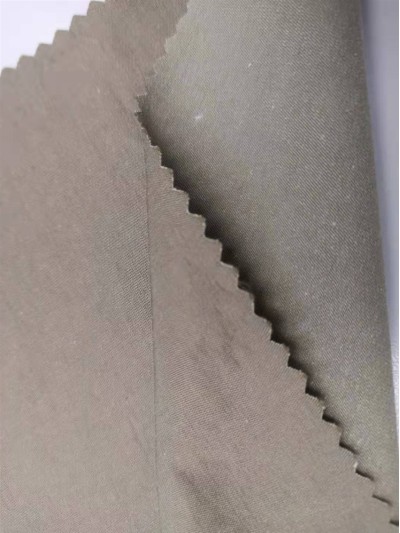 HK-HGCG 2035 DYED 32％COTTON / 68％NYLON (2X1) 'S' WOVEN TWILL 58'/59' 172GM2 45度照